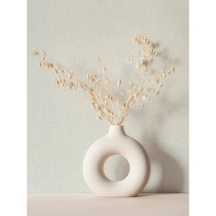 Glööckler Pompöös Provence Vliestapete - Greige, Uni, 10,05 x 0,53 m - Elegante Donut-Vase aus Steingut mit getrocknetem Gras. Die minimalistische Vase in Beige ist eine stilvolle Dekoration für jeden Raum.