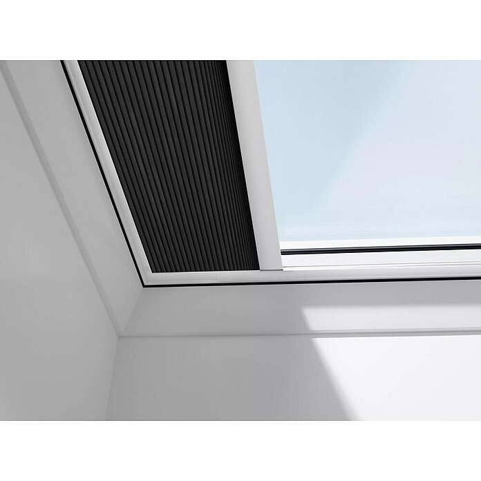 Velux Dachfensterplissee FSK 060060 1047KWL (Farbe: Graphit - 1047KWL, Farbe Schiene: Weiß, Solarbetrieben) | BAUHAUS
