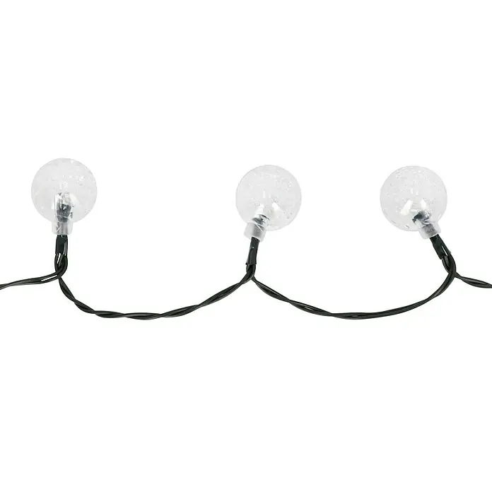 BAUHAUS LED-Solar-Lichterkette Bubble - Innen, 6,9 m, Mehrfarbig - Nahaufnahme von drei runden, klaren Glühbirnen an einem schwarzen Draht, die ein sanftes Licht ausstrahlen.