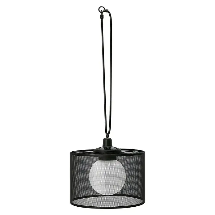 BAUHAUS Solar-Hängeleuchte Basket - L x B x H: 30 x 30 x 70 cm, Schwarz, IP44 - Schwarze Hängelampe mit einem kugelförmigen Lampenschirm aus Mesh. Die Lampe hängt an zwei dünnen, schwarzen Kabeln von der Decke.