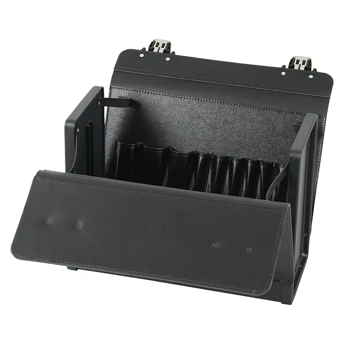 Hepco & Becker Werkzeugtasche Favorit 9116 - Innenmaß: B x T x H: 400 x 180 x 310 mm, Leder - Eine geöffnete, schwarze Arzttasche aus Leder, die Funktionalität und klassischen Stil vereint. Ideal für den professionellen Einsatz.