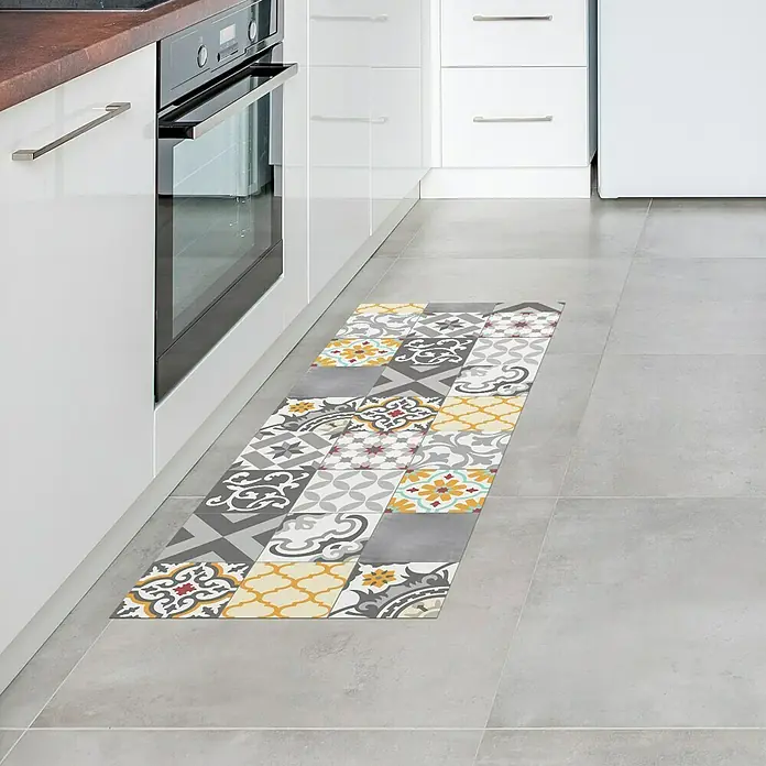 Alfombra de vinilo Croma Patch - Gris/Amarillo, 140 x 50 cm - Alfombra de vinilo patchwork en la cocina.