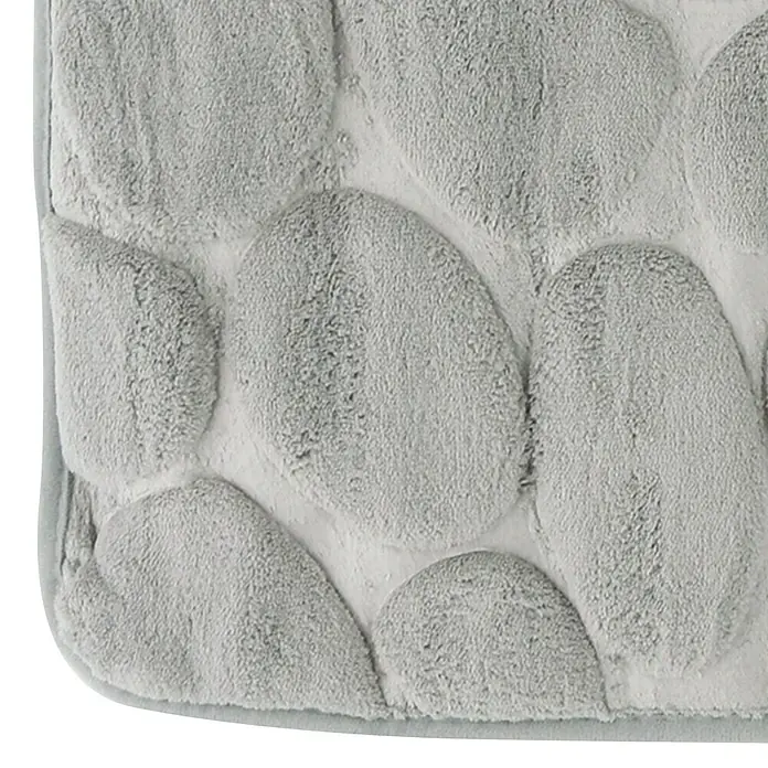 MSV Alfombra de baño Piedras - 60 x 40 cm, Poliéster, Gris - Primer plano de una alfombra de baño gris con un patrón de guijarros, que muestra una superficie suave y texturizada para mayor comodidad.