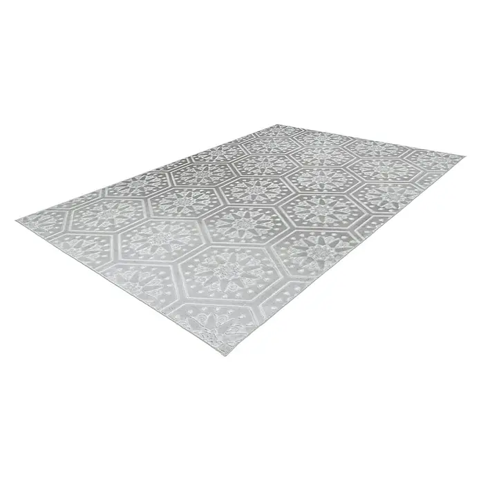 Kayoom Kurzflorteppich Monroe II - Grau/Blau, 230 x 160 cm, 100 % Polyester - Ein hellgrauer Teppich mit einem sich wiederholenden geometrischen Muster aus stilisierten Blüten in sechseckigen Formen. Er verleiht jedem Raum Eleganz.