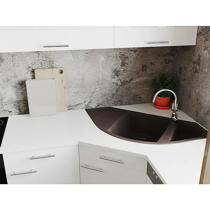Respekta Einbauspüle Arlington - 110,5 x 52 cm, Schwarz - Eckspüle mit Wasserhahn, eingebaut in eine moderne Küchenzeile mit weißen Schränken und einer strukturierten Rückwand.