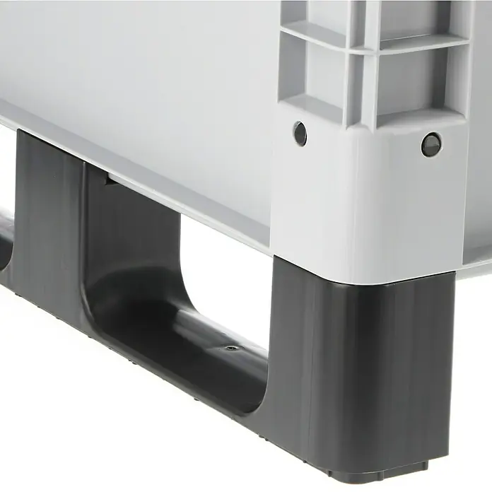 Surplus Systems Euronormboxen-Kufe - Passend für: Surplus Systems Euronormboxen, Stecken, 2 Stk. - Detailaufnahme einer grauen Kunststoffpalette mit schwarzem Untergestell, die Stabilität und Funktionalität für den Transport bietet.