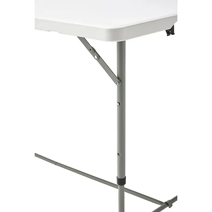 Mesa de jardín Alan - L x An x Al: 122 x 61 x 74 cm, HDPE/Acero, Blanco roto - Vista detallada de una mesa plegable regulable en altura con tapa blanca y estructura metálica gris.