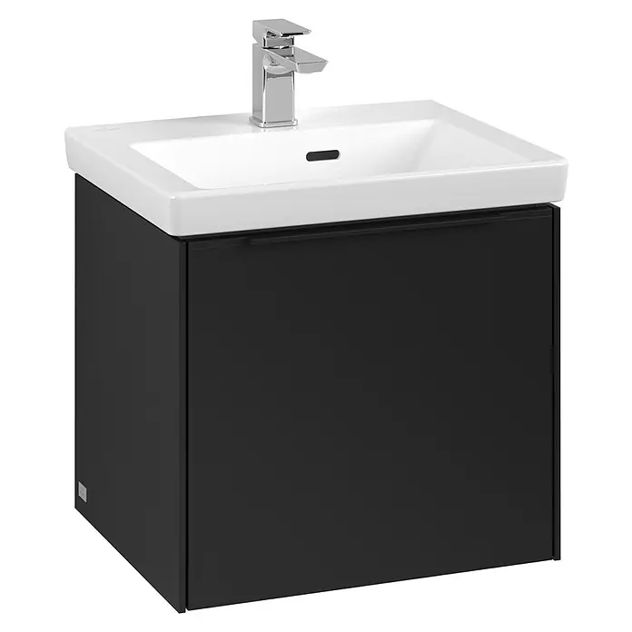 Villeroy & Boch Subway 3.0 Waschbeckenunterschrank - Volcano Black, Anzahl Schubladen: 1 Stk., Farbe Griff: Volcano Black, B x T x H: 47,3 x 40,8 x 42,9 cm - Bild eines modernen Waschtischs mit schwarzem Unterschrank und weißem Waschbecken mit Armatur.