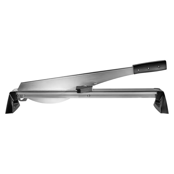 Wolfcraft Cortaláminas de parquet LC 600 - Ancho de corte: 465 mm, Aluminio - Vista lateral de una cortadora de papel de palanca con una hoja plateada y un mango negro, utilizada para cortar papel y otros materiales con precisión.