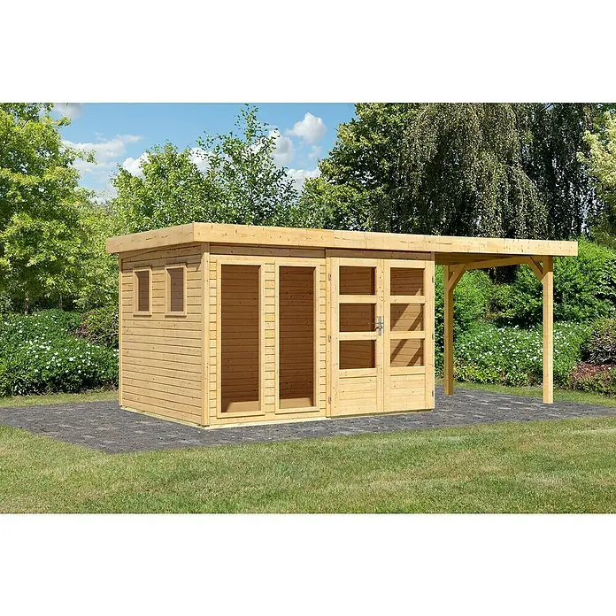 Karibu Gartenhaus Lahar 5 - Außenmaß inkl. Dachüberstand (B x T): 554 x 262 cm, Holz, Naturbelassen, Mit Seitendach - Abbildung eines modernen Holzgartenhauses mit Flachdach und überdachter Terrasse. Ideal für Gartenliebhaber und Outdoor-Enthusiasten.