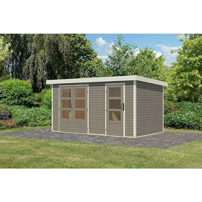 Karibu Gartenhaus Merkur D - Außenmaß inkl. Dachüberstand (B x T): 431,5 x 235 cm, Holz, Wassergrau/Weiß - Das Bild zeigt ein modernes Gartenhaus mit Flachdach, grauer Holzverkleidung und Glastüren auf einem gepflasterten Bereich im Grünen.