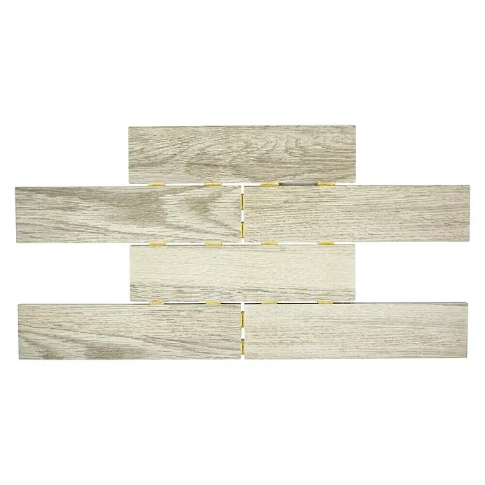 Mosaikfliese Brick Oak Chinchilla CDJ 07BR - 25,2 x 36,7 cm, Hellgrau, Matt - Hellgraue Holzfliesen mit goldfarbenen Verbindungsstücken. Die Bodenfliesen sind einfach zu verlegen und verleihen jedem Raum einen modernen Touch.