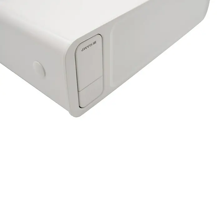 Siamp Spülkasten Tosca - 13 x 43,2 x 33,4 cm, Weiß - Nahaufnahme eines weißen Siemens-Produkts, das sich durch sein schlichtes, modernes Design und die klaren Linien auszeichnet.