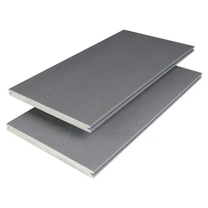 Kovalex WPC-Terrassendiele Massiv Xtra nach Maß - Steingrau, 400 x 26 x 2 cm - Zwei graue Terrassendielen aus WPC mit glatter und geriffelter Oberfläche, ideal für den Außenbereich.