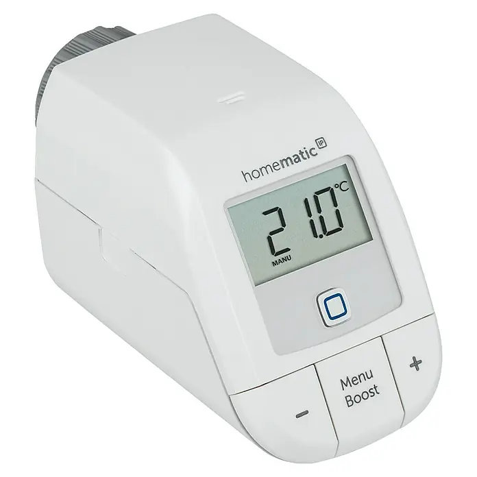 Homematic IP Heizkörper-Thermostat HmIP-eTRV-B-2 - M30 x 1,5 mm, Batteriebetrieben, 102 x 57 x 68 mm, Weiß, 1 Stk. - Nahaufnahme eines Homematic IP Heizkörperthermostats mit LCD-Display, das die Temperatur auf 21.0°C anzeigt.