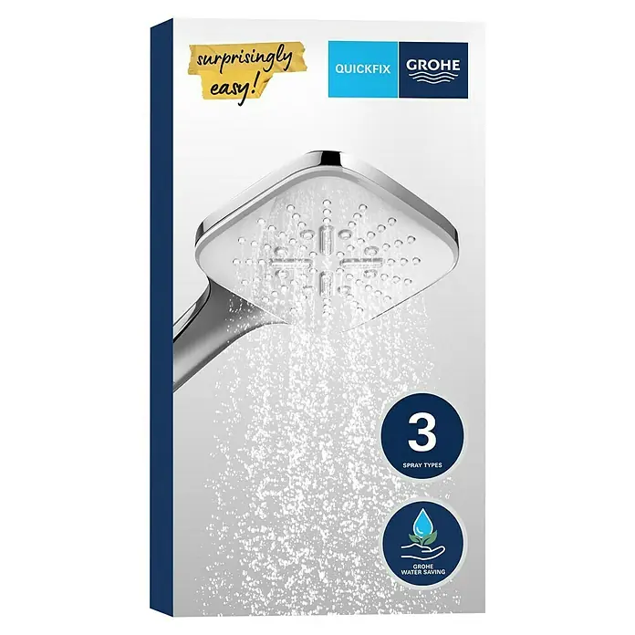 Grohe Handbrause Vitalio SmartActive 130 Cube - Anzahl Funktionen: 3 Stk., Chrom, Quadratisch - Nahaufnahme eines Grohe Duschkopfs mit Wasserdurchfluss, der für seine 3 Strahlarten und Wassersparfunktion wirbt.