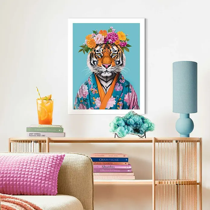 Reinders Bild Slim Frame White - Decorated Tiger, B x H: 40 x 50 cm - Ein stilvolles Interieur mit einem Tigerkunstwerk, das eine elegante und exotische Atmosphäre schafft.