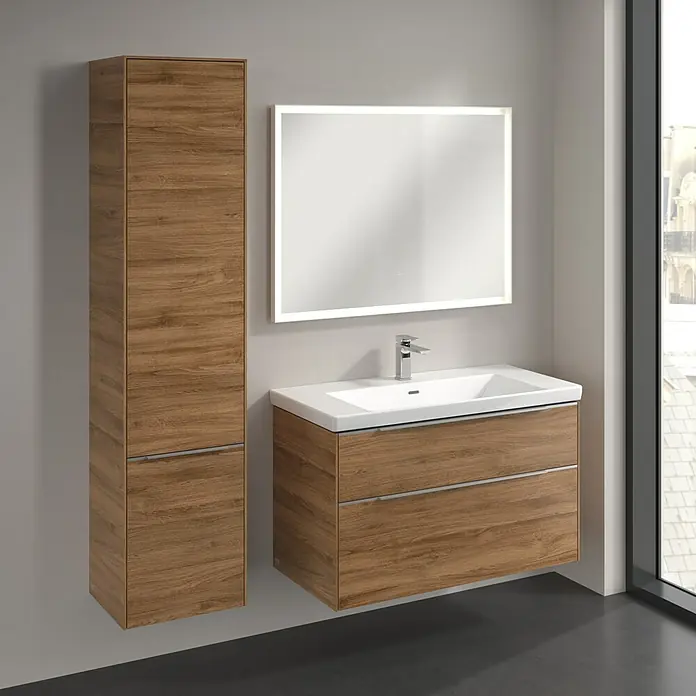 Villeroy & Boch Subway 3.0 Hochschrank - B x T x H: 40 x 36,2 x 171 cm, 2x Tür, Kansas Oak, Farbe Griff: Aluminium glänzend, DIN Anschlag: Links - Das Bild zeigt einen modernen Badezimmerschrank mit Waschbeckenunterschrank und Spiegelschrank in Holzoptik. Elegantes Design für jedes Badezimmer.
