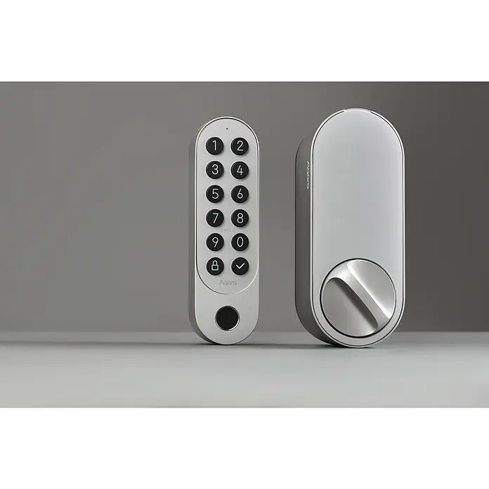 Aqara Elektronisches Türschloss SMART LOCK U200 - Bedienung: Fingerabdruck, Zugangscode, Smartphone, Geeignet für: Türen, Silber - Nahaufnahme eines Aqara Smart Lock mit Tastenfeld und Drehknopf, ein modernes und sicheres Zutrittssystem.