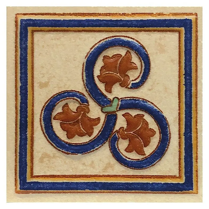 Revestimiento de pared DV-16018 - 16 x 16 cm, Marrón/Terracota - Cuadrado ornamental con borde azul y diseño de trisquel con hojas marrones. Arte decorativo para decoración de paredes o proyectos de azulejos.