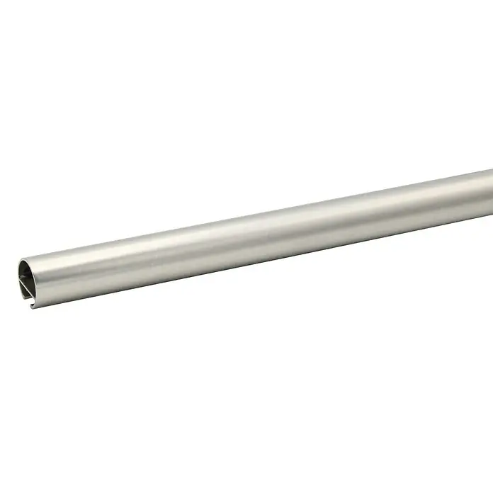 Expo Ambiente Halbprofil - Edelstahloptik, Anzahl Läufe: 1 Stk., Länge: 120 cm - Nahaufnahme einer silberfarbenen Kleiderstange mit Rille zur Befestigung von Kleiderbügeln, ideal für Kleiderschränke.