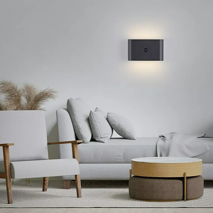 Just Light Akku-Wandleuchte Ziddy - 16 x 6,5 x 9,8 cm, Schwarz, Warmweiß, 3,7 W, IP44 - Stilvolle, schwarze Wandleuchte mit sanftem Lichtschein. Perfekt für moderne Wohnräume, spendet angenehmes Licht und setzt elegante Akzente.
