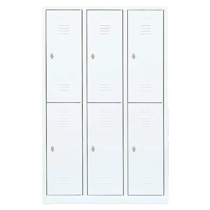 Lüllmann Spind - H x B x T: 180 x 118,5 x 50 cm, Signalweiß, Fertig montiert, Anzahl Fächer: 6 Stk. - Schrank: Eine Nahaufnahme eines weißen Schranks mit sechs Fächern, ideal für Schulen oder Sportanlagen, mit Belüftungsschlitzen und Drehriegelverschlüssen.