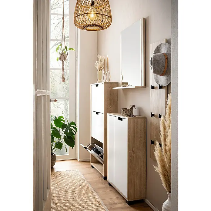 Schildmeyer Emmik Highboard - L x B x H: 19,5 x 59,9 x 85,2 cm, Weiß/Eiche, Matt - Flur mit Schuhschrankkombination in Holzoptik und Weiß, Spiegel und Dekorationen für einen stilvollen Eingangsbereich.