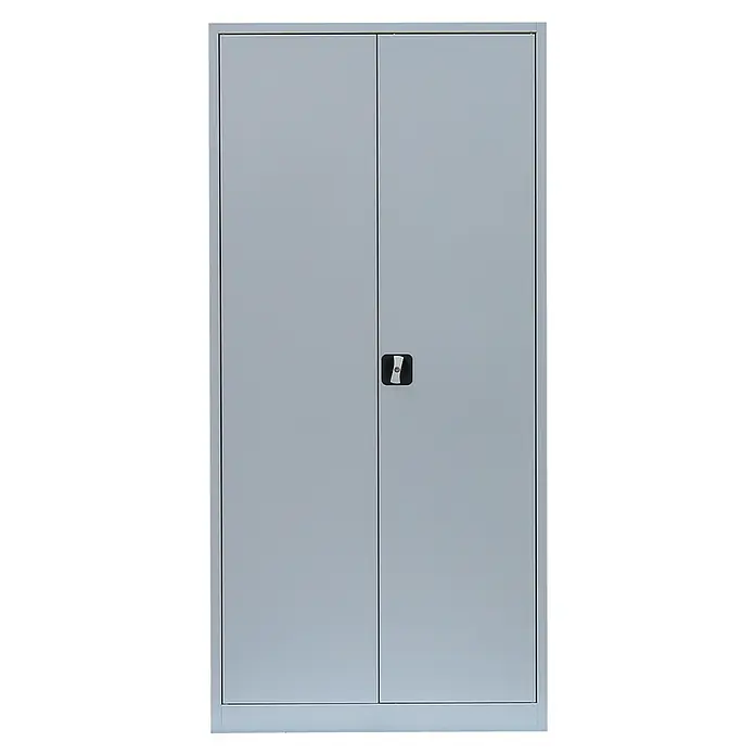 Lüllmann Metall-Mehrzweckschrank - H x B x T: 195 x 92,5 x 50 cm, Lichtgrau, Fertig montiert, Anzahl Böden: 4 Stk. - Grauer Metallschrank mit zwei Türen und einem schwarzen Griff. Ein funktionales Möbelstück für Büro oder Werkstatt.