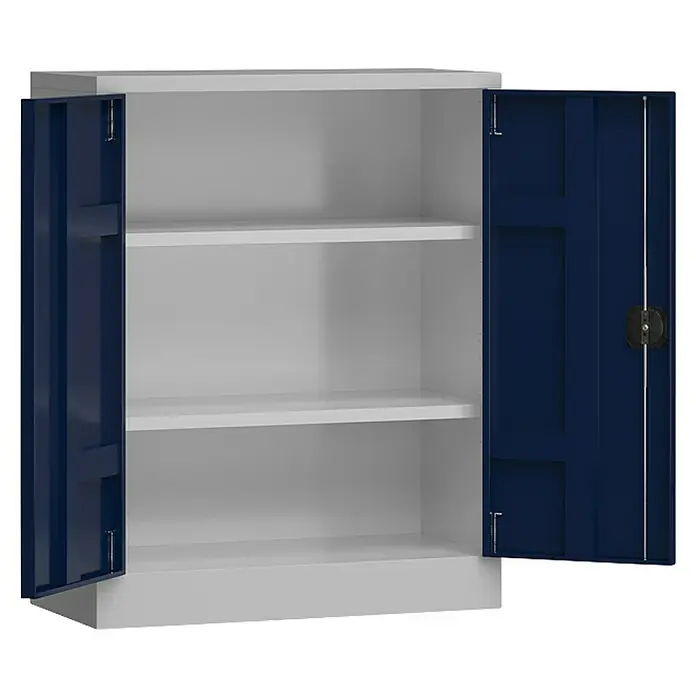 Lüllmann ClassiX Metall-Mehrzweckschrank - H x B x T: 100 x 80 x 38 cm, Lichtgrau/Enzianblau, Fertig montiert, Anzahl Böden: 2 Stk. - Offener blauer und weißer Lagerschrank mit drei Regalen.