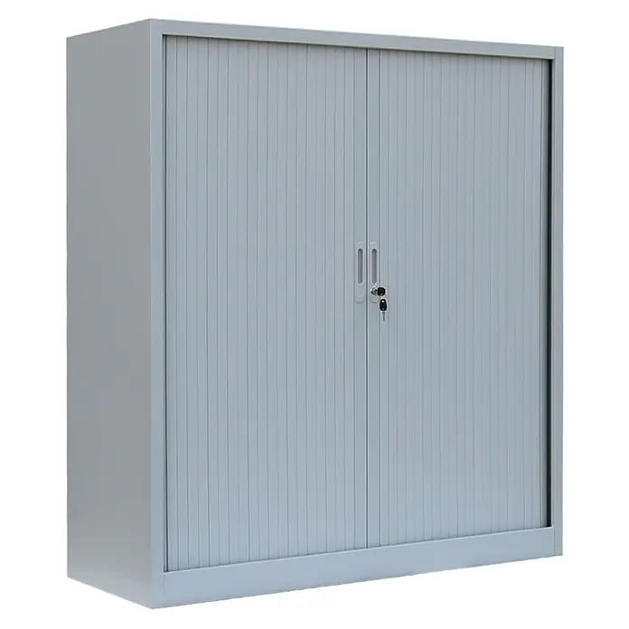 Lüllmann Rollladenschrank - H x B x T: 135 x 120 x 45,7 cm, Lichtgrau, Fertig montiert, Anzahl Böden: 2 Stk. - Grauer Rollcontainer-Aktenschrank mit abschließbaren Türen und Griffen für Büro oder Werkstatt zur sicheren Aufbewahrung von Dokumenten und Gegenständen.