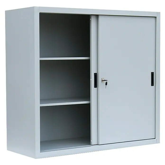 Lüllmann Schiebetür Schrank - H x B x T: 109 x 120 x 45 cm, Lichtgrau, Fertig montiert, Anzahl Böden: 2 Stk. - Grauer Büroschrank mit Schiebetüren, der Stauraum und Organisation im Büro ermöglicht. Ideal für Akten und Büromaterial.