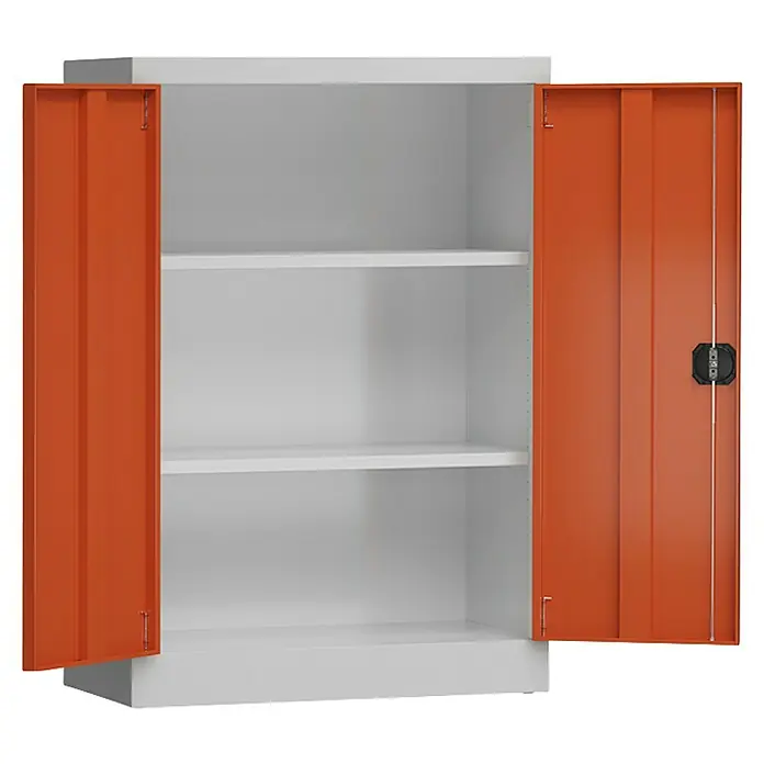 Lüllmann ClassiX Metall-Mehrzweckschrank - H x B x T: 120 x 92 x 42 cm, Lichtgrau/Feuerrot, Fertig montiert, Anzahl Böden: 2 Stk. - Offener Metallschrank mit orangefarbenen Türen und weißen Regalen, ideal zur Aufbewahrung.