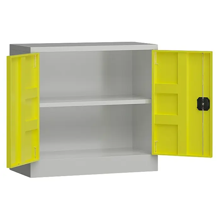 Lüllmann ClassiX Metall-Mehrzweckschrank - H x B x T: 75 x 80 x 38 cm, Lichtgrau/Zinkgelb, Fertig montiert, Anzahl Böden: 1 Stk. - Abbildung eines geöffneten, grauen Metallschranks mit gelben Türen und einem Regal.