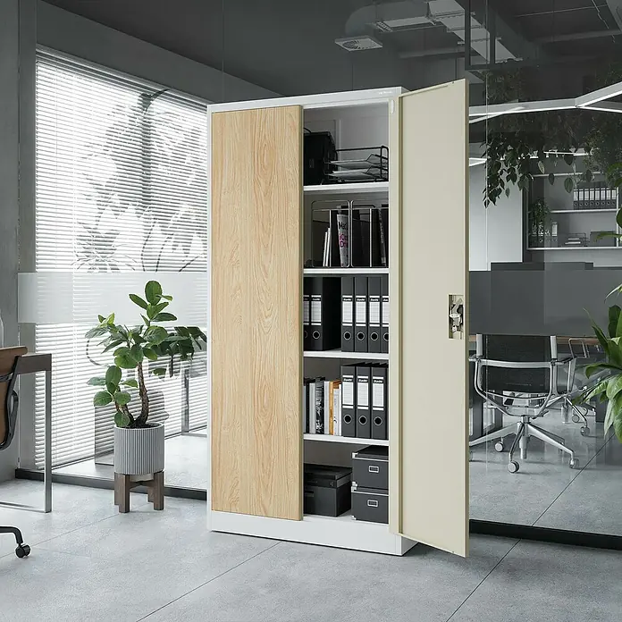 Jan Nowak Aktenschrank Jan - B x T x H: 90 x 40 x 185 cm, Weiß/Sonoma Eiche - Ein Büroschrank mit hellbrauner Holzmaserungstür und offener beiger Tür, der Bürobedarf aufbewahrt.
