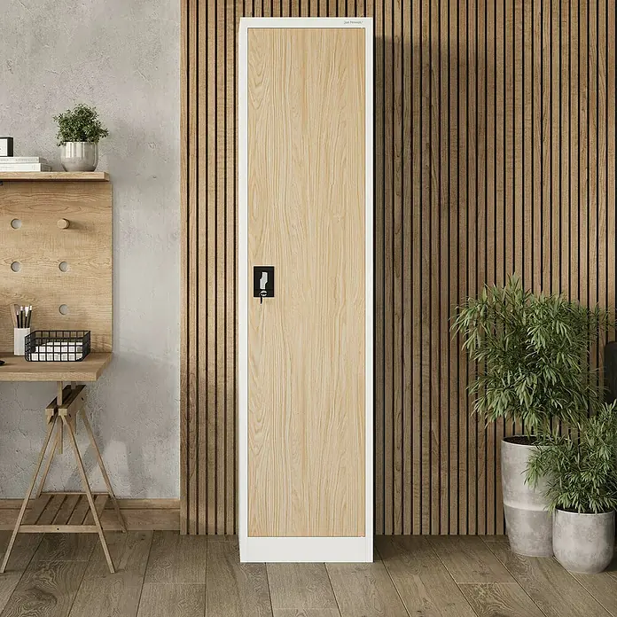 Jan Nowak Aktenschrank Alex - B x T x H: 45 x 40 x 185 cm, Weiß/ Sonoma Eiche - Ein schlanker, hölzerner Spind mit weißem Rahmen fügt sich elegant in ein modernes Interieur ein und bietet stilvollen Stauraum.