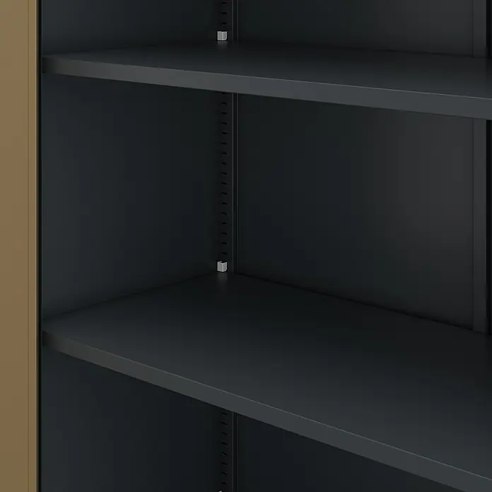 Jan Nowak Aktenschrank Jan - B x T x H: 90 x 40 x 195 cm, Anthrazit/Nussbaum - Detailansicht eines schwarzen Metallregals mit verstellbaren Fachböden und stabilen Halterungen. Praktisch und vielseitig für Büro oder Lager.