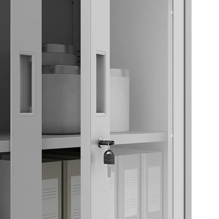Jan Nowak Aktenschrank Filip - B x T x H: 90 x 40 x 185 cm, Grau - Nahaufnahme eines abschließbaren Büroschranks in Weiß mit Büchern und Behältern im Inneren.