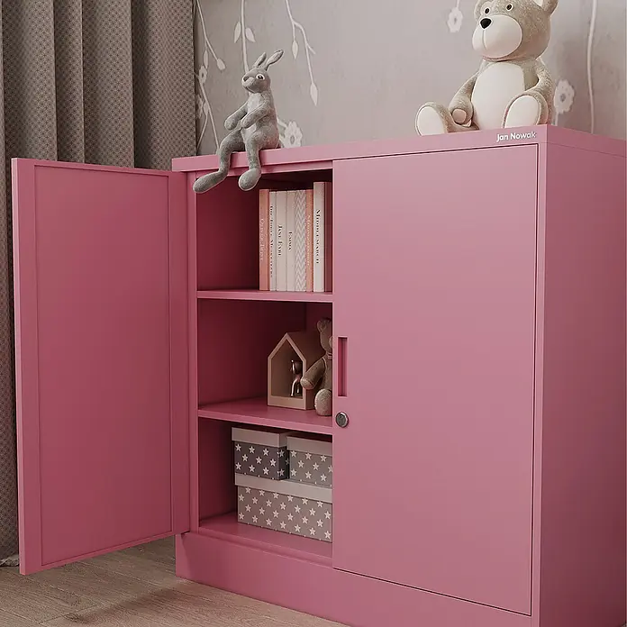 Jan Nowak Aktenschrank Beata - B x T x H: 90 x 40 x 92,5 cm, Rosa - Rosa Metallschrank mit Spielzeug und Büchern. Der Schrank von Jan Nowak bietet viel Stauraum für jedes Kinderzimmer.