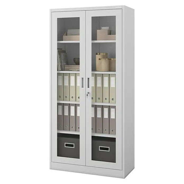 Jan Nowak Aktenschrank Amelia - B x T x H: 90 x 40 x 185 cm, Grau - Weißer Aktenschrank mit Glastüren, gefüllt mit Ordnern, Büchern und Dekoration, ideal für Büro oder Arbeitszimmer.
