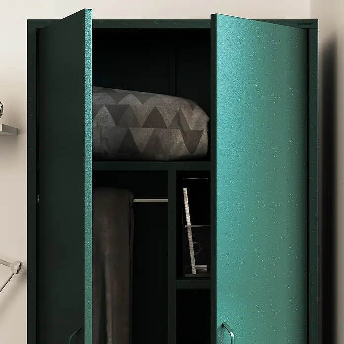 Jan Nowak Kleiderschrank Flavio - H x B x T: 185 x 80 x 45 cm, Flaschengrün - Dieser Schrank aus grünem Metall mit zwei Türen bietet praktischen Stauraum und verleiht jedem Raum eine stilvolle Note.