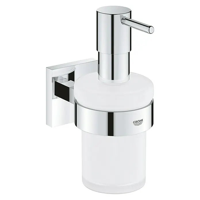 Grohe QuickFix Start Cube Seifenspender - Metall - Ein eleganter, wandmontierter Seifenspender von Grohe mit Chromoberfläche und einem Behälter aus mattiertem Glas.