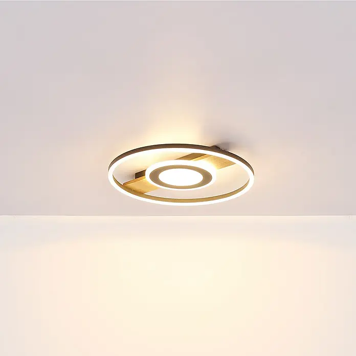Globo LED-Deckenleuchte Pikara - L x B x H: 37,8 x 37,8 x 5 cm, Braun, 24 W, Lichtfarbe: Warmweiß, 800 lm - Eine moderne Deckenleuchte mit einem kreisförmigen Design und warmem Licht, die eine stilvolle Beleuchtungslösung für jeden Raum bietet.