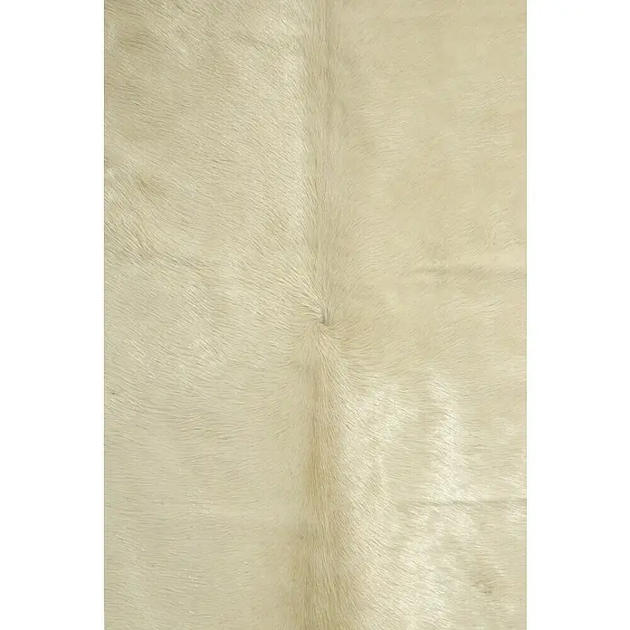 Esbeco Kuhfell - Exotisch Hell, 100 % Echtfell - Nahaufnahme eines eleganten, elfenbeinfarbenen Kuhfellteppichs, der eine luxuriöse Textur und ein natürliches Aussehen für das Interieur bietet.