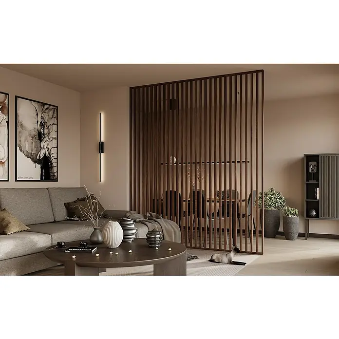 Mixpol Profile Raumteiler Brown Oak - 58 x 250 cm, Braun - Eine stilvolle Raumteilung mit Holzlamellen, die Wohn- und Essbereich elegant voneinander trennt und dem Raum Struktur verleiht.