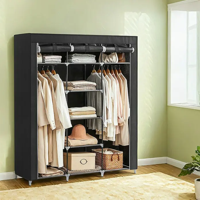 Textiler Kleiderschrank - L x B x H: 45 x 150 x 175 cm, Schwarz - Freistehender, tragbarer Kleiderschrank mit Regalen und Kleiderstangen für zusätzlichen Stauraum für Kleidung.