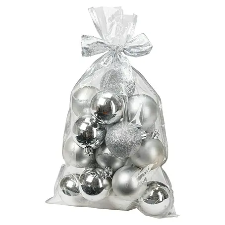 Weihnachtskugeln im Geschenkbeutel