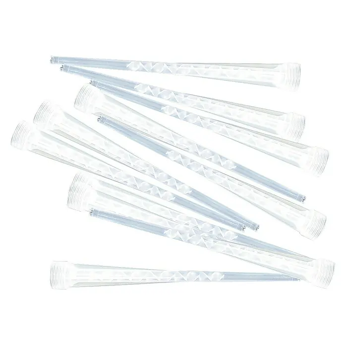 Quilosa Varilla mezcladora manual - 10 ud. - Una vista cercana de muchas boquillas de mezcla estática transparentes para la mezcla uniforme de materiales en diversas aplicaciones.