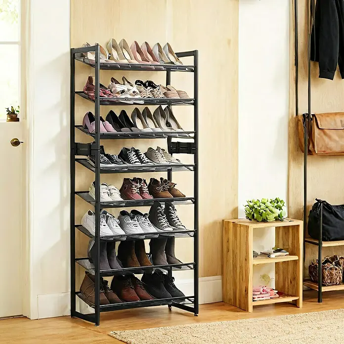 Schuhregal - L x B x H: 30,7 x 74 x 104 cm, Schwarz - Schuhregal mit zehn Ebenen voller Schuhe für Damen und Herren, einschließlich Absätze, Sandalen, Stiefel und Turnschuhe.