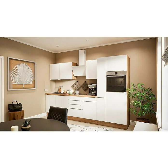 BAUHAUS Küchenzeile Sandra - Breite: 310 cm, Weiß, Farbe Korpus: Artisan Eiche, Mit Elektrogeräten - Küchenansicht mit weißen Schränken und Geräten, die Funktionalität und modernes Design vereinen.